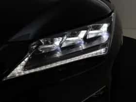 Lexus RX (2019) thumbnail 9