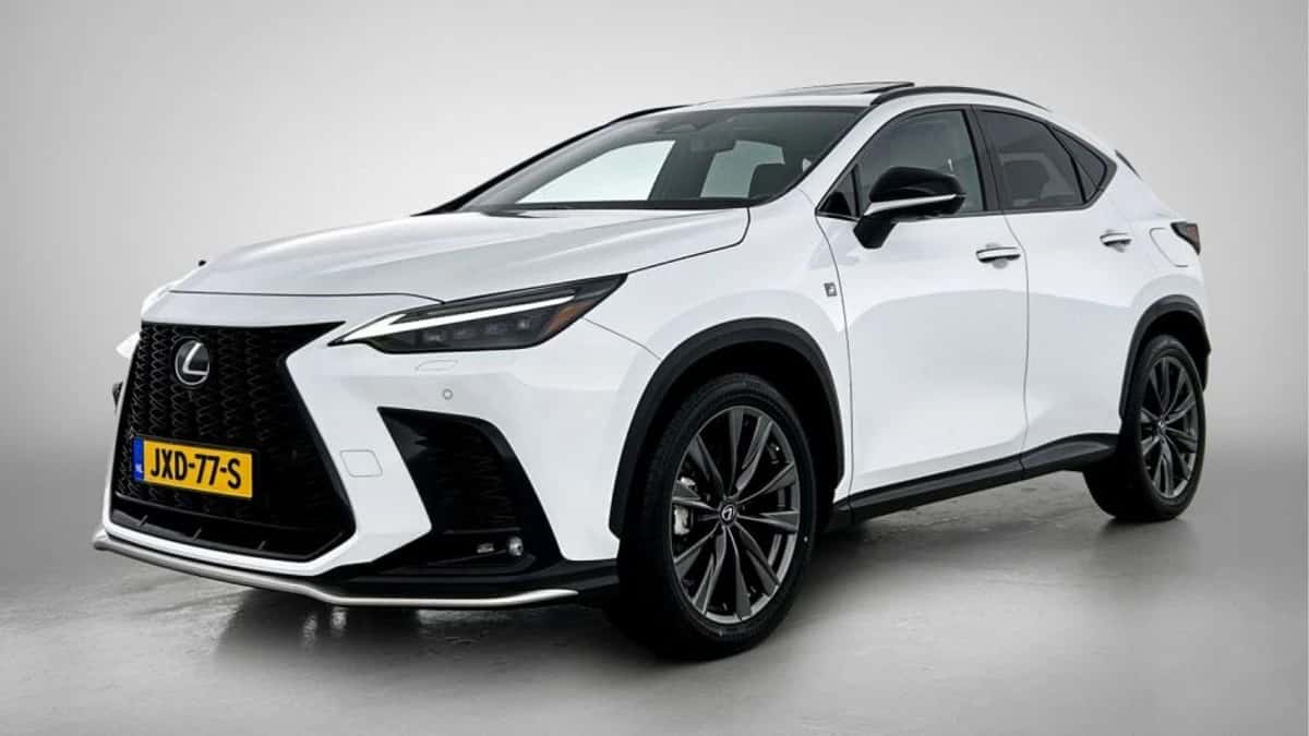 Lexus NX (2022) — foto 1