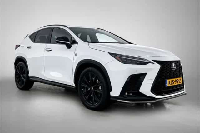 Lexus NX (2022) thumbnail 14