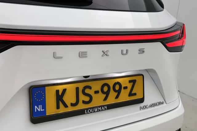 Lexus NX (2022) thumbnail 22