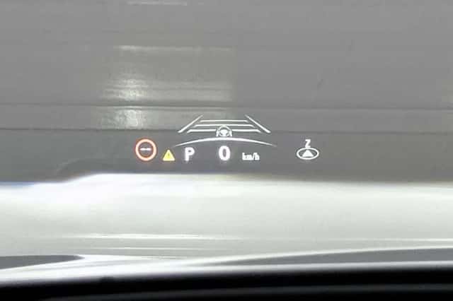 Lexus NX (2022) thumbnail 8