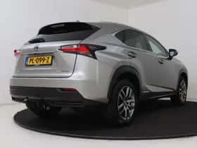 Lexus NX (2017) thumbnail 2