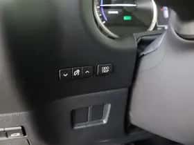 Lexus NX (2017) thumbnail 13