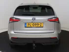 Lexus NX (2017) thumbnail 25