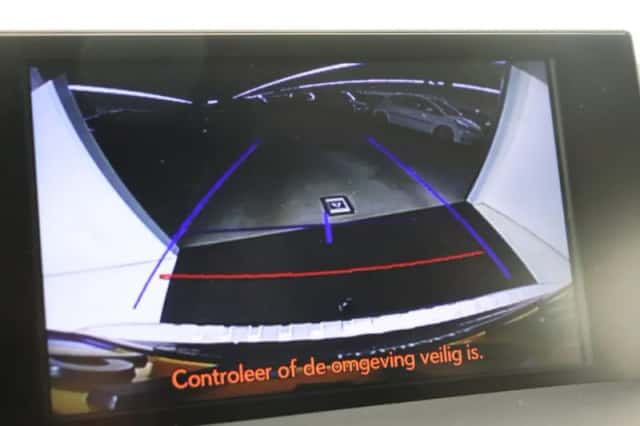 Lexus NX (2017) thumbnail 31
