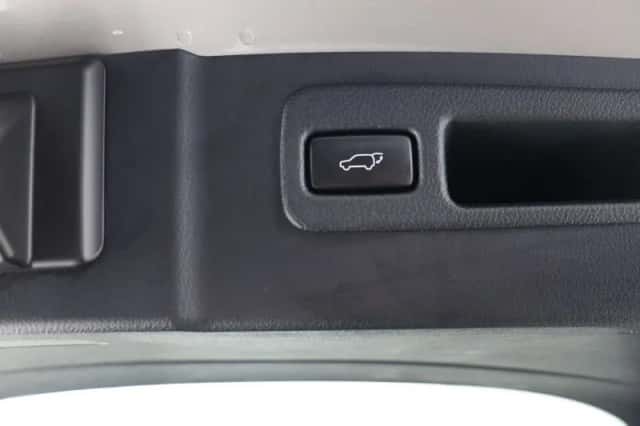 Lexus NX (2017) thumbnail 41
