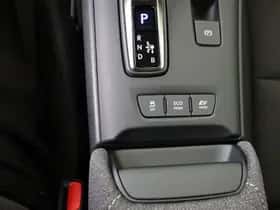 Lexus LBX (2025) thumbnail 21