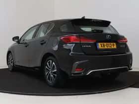 Lexus CT (2018) thumbnail 16