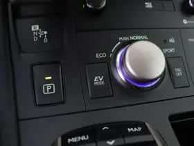 Lexus CT (2018) thumbnail 22