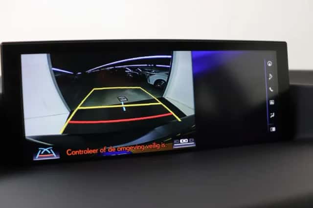 Lexus CT (2018) thumbnail 29