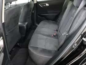 Lexus CT (2018) thumbnail 33