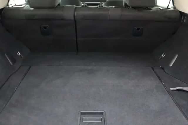 Lexus CT (2018) thumbnail 35