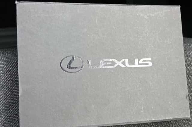 Lexus LBX (2024) thumbnail 24