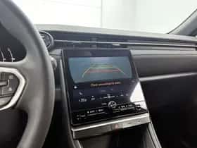 Lexus LBX (2024) thumbnail 7