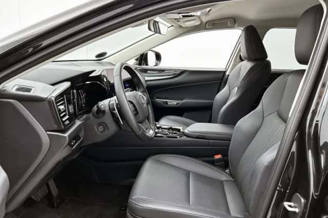 Lexus NX (2025) thumbnail 15