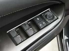 Lexus NX (2025) thumbnail 22