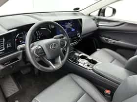 Lexus NX (2025) thumbnail 33