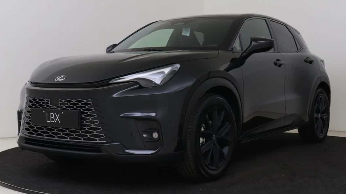 Lexus LBX (2026) — foto 1