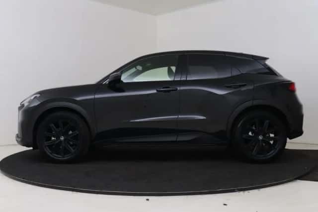 Lexus LBX (2026) thumbnail 3
