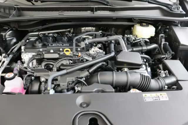 Lexus LBX (2026) thumbnail 7