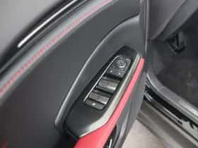 Lexus LBX (2026) thumbnail 9