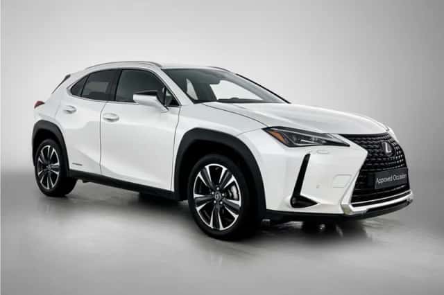 Lexus UX (2022) thumbnail 12