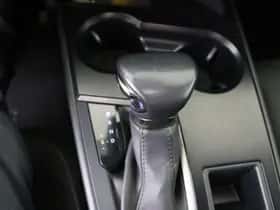 Lexus UX (2022) thumbnail 26