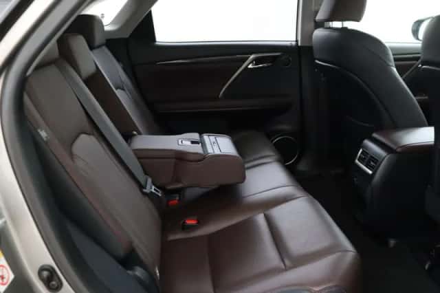 Lexus RX (2017) thumbnail 41