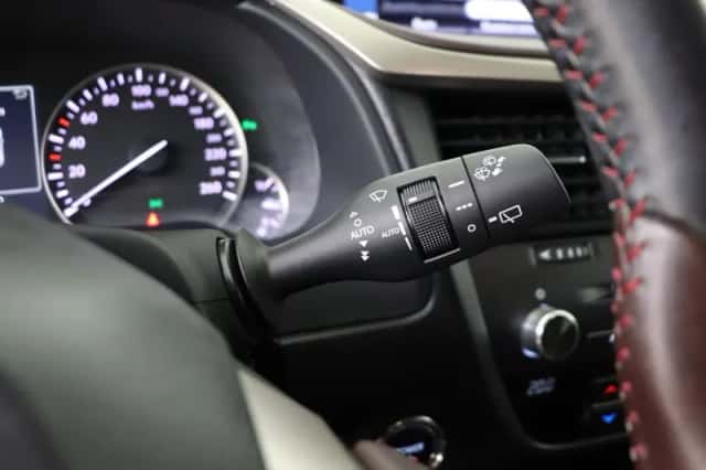 Lexus RX (2017) thumbnail 6