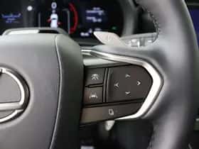 Lexus LBX (2026) thumbnail 13