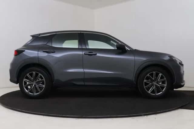 Lexus LBX (2026) thumbnail 14