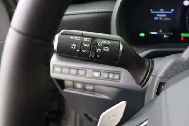 Lexus LBX (2026) thumbnail 17