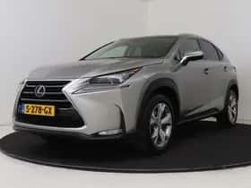 Lexus NX (2016)