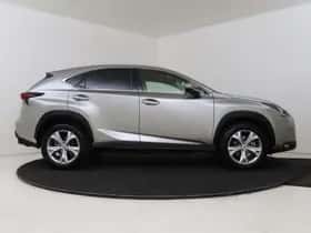 Lexus NX (2016) thumbnail 14