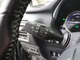 Lexus NX (2016) thumbnail 20