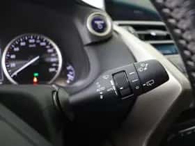 Lexus NX (2016) thumbnail 21