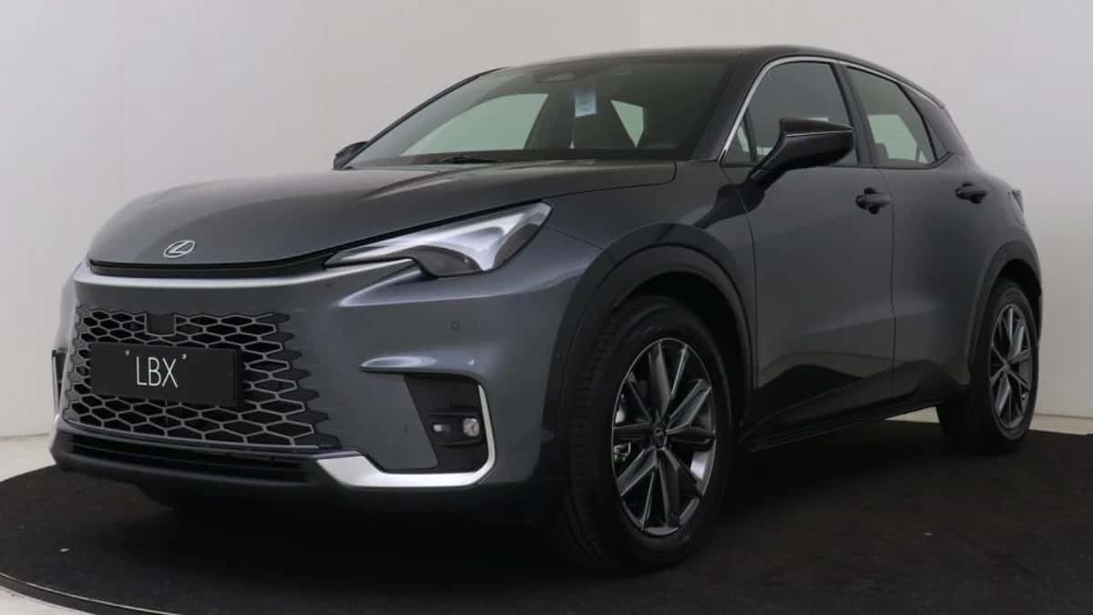 Lexus LBX (2026) — foto 1