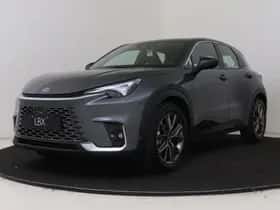 Lexus LBX (2026) thumbnail 1