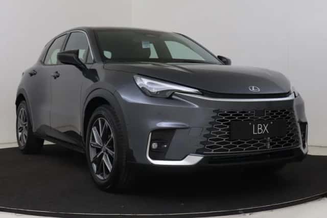 Lexus LBX (2026) thumbnail 15
