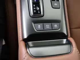 Lexus LBX (2026) thumbnail 21