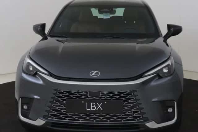 Lexus LBX (2026) thumbnail 24