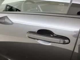 Lexus LBX (2026) thumbnail 4