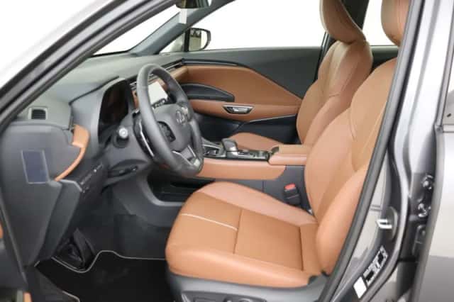 Lexus LBX (2026) thumbnail 31
