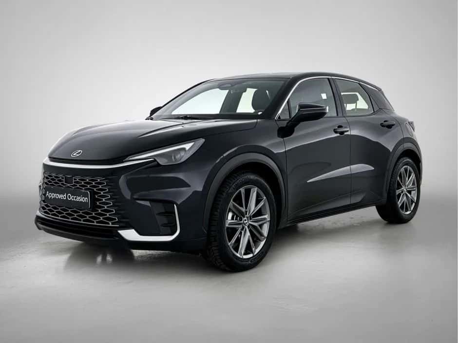 Lexus LBX (2024) — foto 1