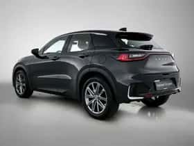 Lexus LBX (2024) thumbnail 13