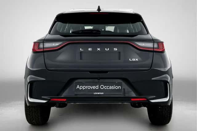 Lexus LBX (2024) thumbnail 21