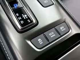 Lexus LBX (2024) thumbnail 25