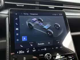 Lexus LBX (2024) thumbnail 7