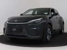Lexus LBX (2026) thumbnail 1
