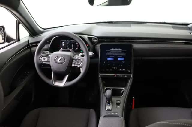 Lexus LBX (2026) thumbnail 21